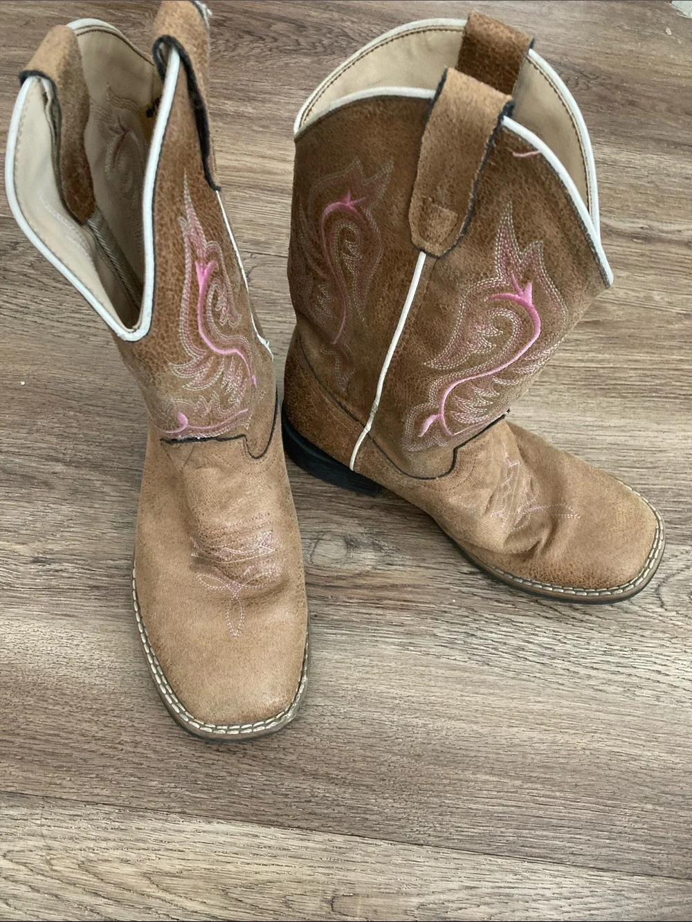 Old West Tan Suede embroidered Western Boots Sz 2